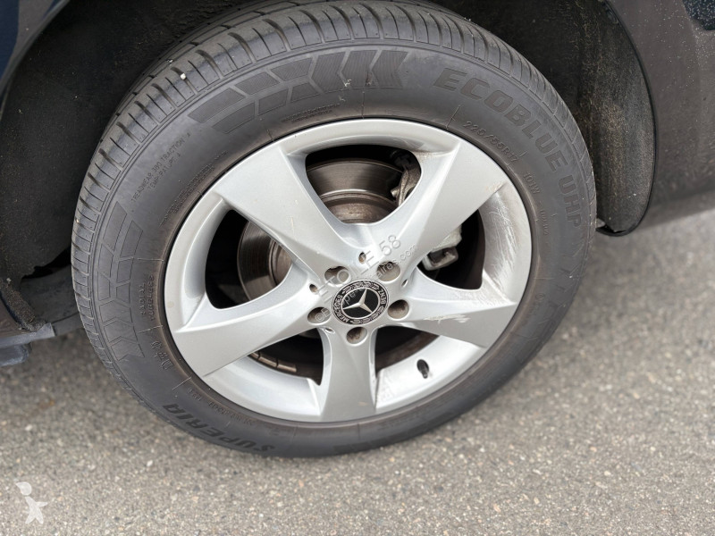 Véhicule utilitaire Mercedes Classe V...