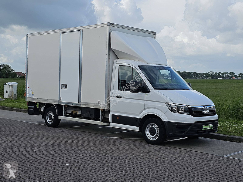 Furgoneta MAN 3.180 Bakwagen Laadklep!