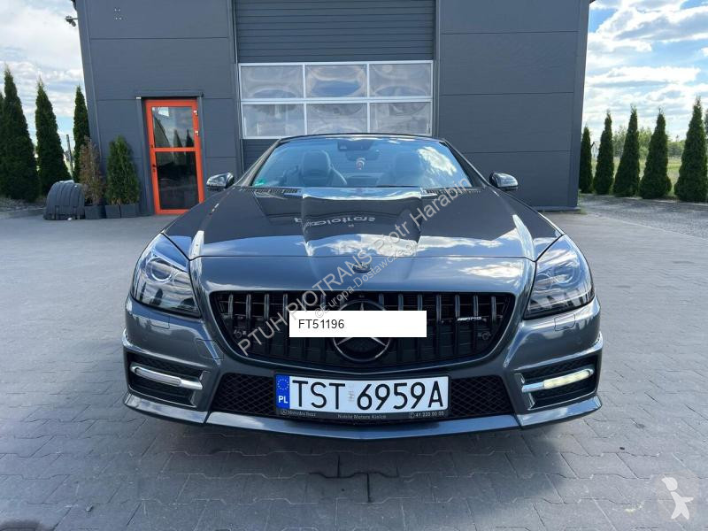 Samochód dostawczy Mercedes SLK 200