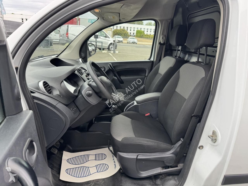 Véhicule utilitaire Renault 1.5