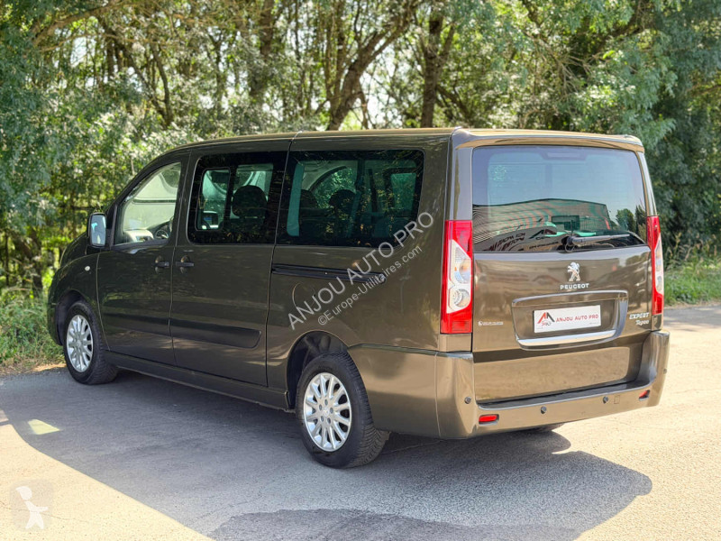 عربة نفعية Peugeot TEPEE 2.0 HDI 163CH ALLURE...