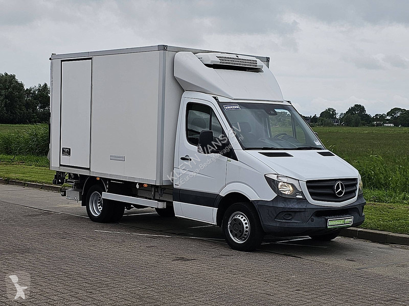عربة نفعية Mercedes 519 V6 3.0ltr FRIGO EUR6