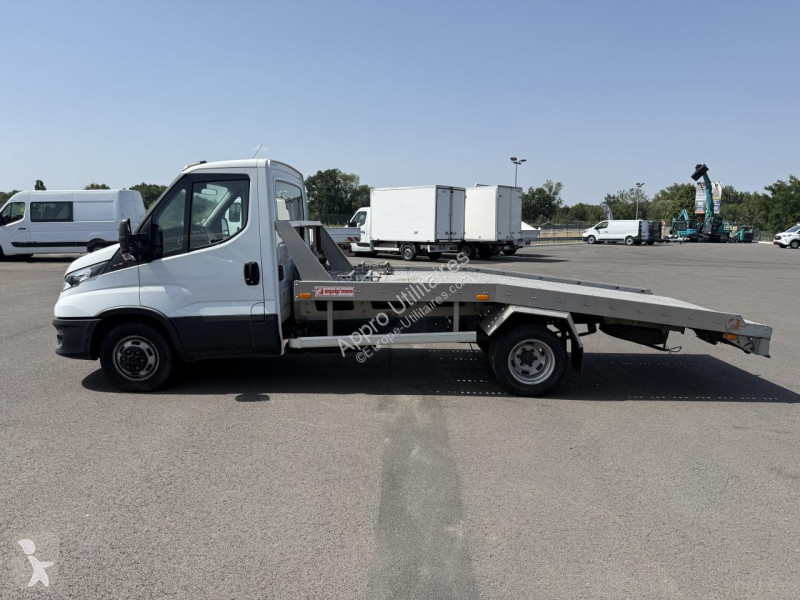 Véhicule utilitaire Iveco DAILY 35C16 3.0HPI...