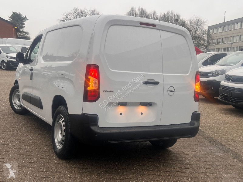 Véhicule utilitaire Opel Cargo L 2 mit...