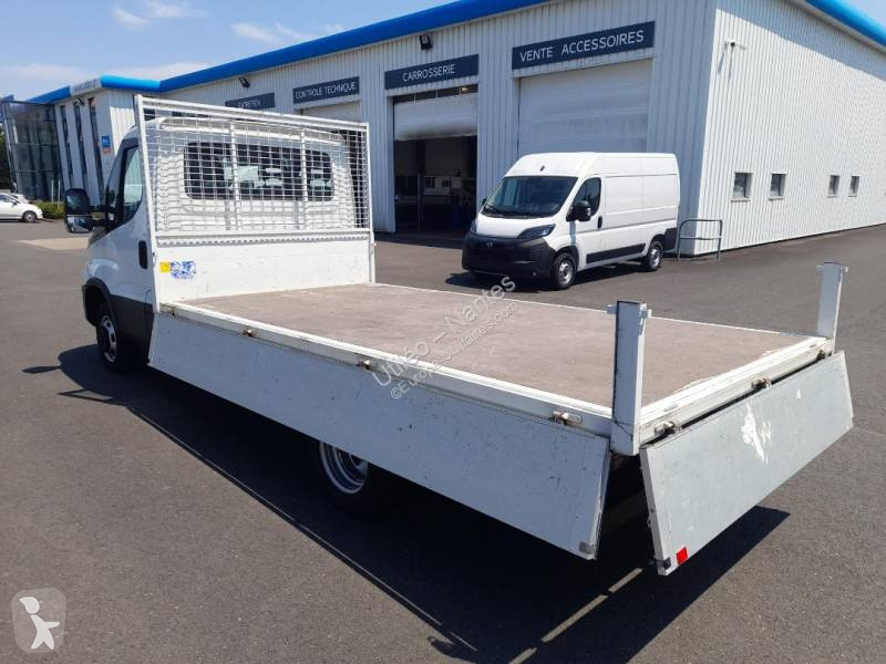 Véhicule utilitaire Iveco