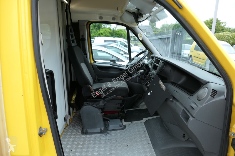 Veículo utilitário Iveco Daily 35 S11 C30C...