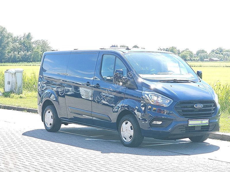Véhicule utilitaire Ford L2H1 Navi Trekhaak!