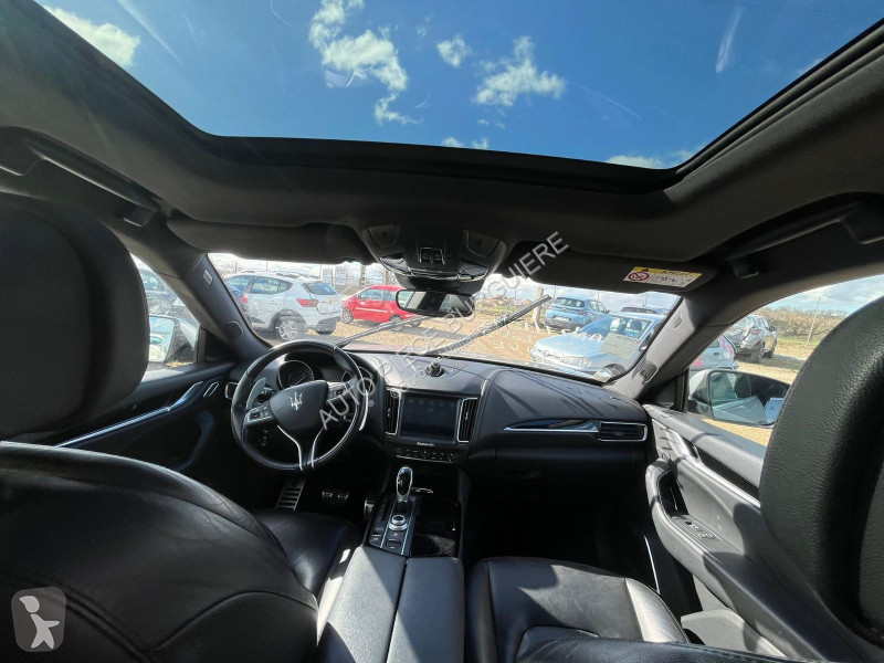 Samochód dostawczy Maserati 3.0D V6 275 / EH922