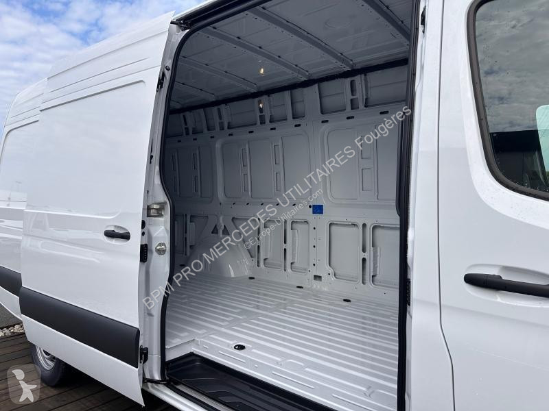 Mercedes Fg 317 CDI 43 3T5 Pro 9G-Tronic van