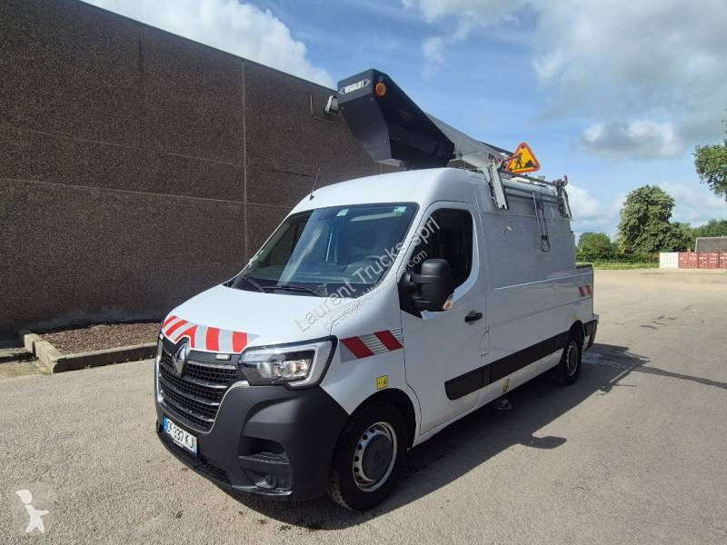 عربة نفعية Renault
