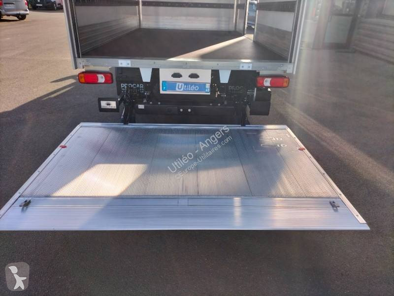 Furgoneta Iveco