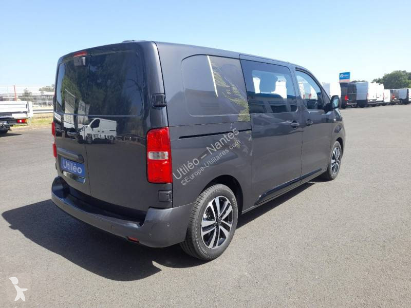 عربة نفعية Peugeot