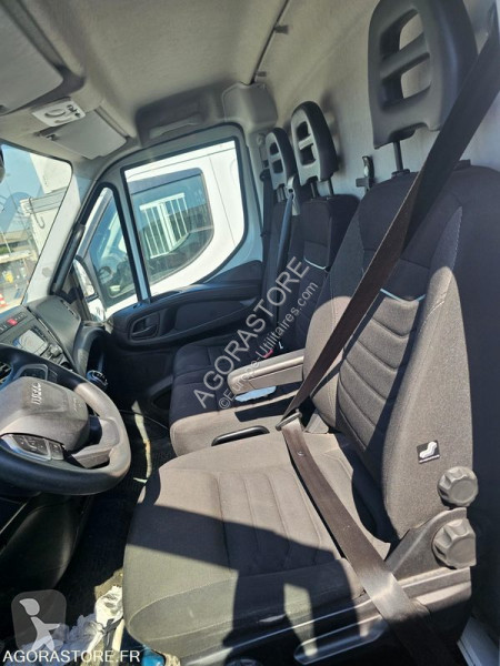 Комерційні автомобілі Iveco 35S14N