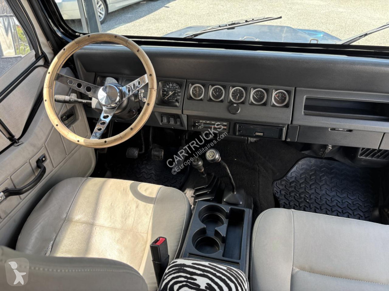 Samochód dostawczy Jeep WRANGLER 2.5i  1986 .