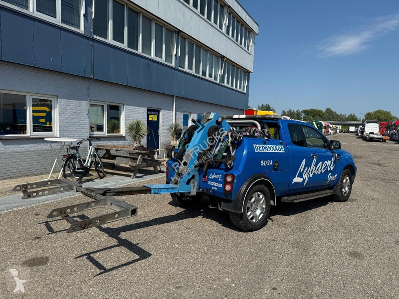 Ford 4X4 TOW TRUCK + WINCH + REMOTE - EURO 6!...