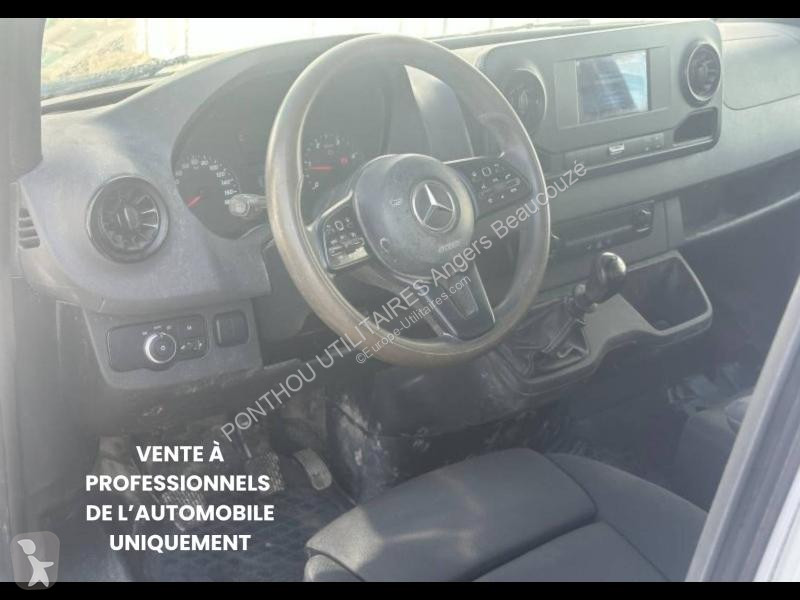 عربة نفعية Mercedes CCb 514 CDI 37 3T5 E6