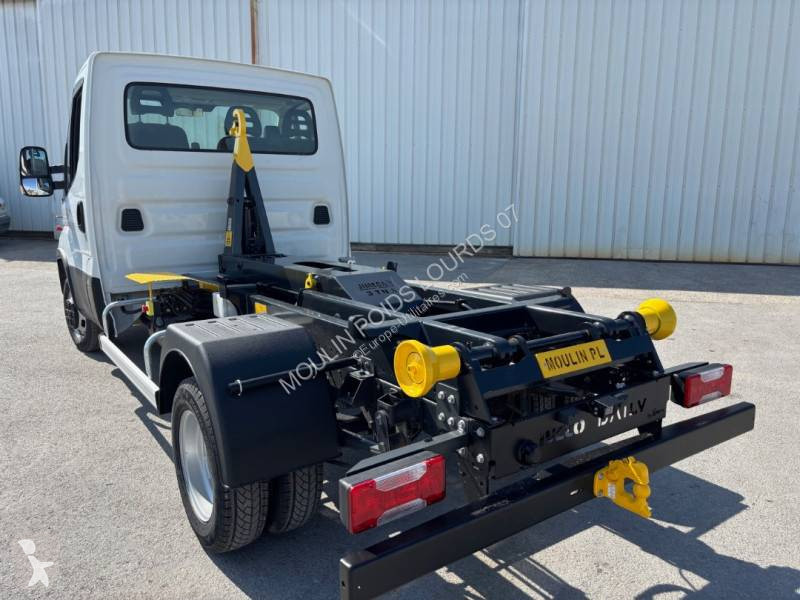 Samochód dostawczy Iveco