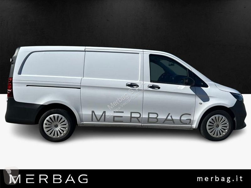 عربة نفعية Mercedes Vito furgone 119 cdi long...