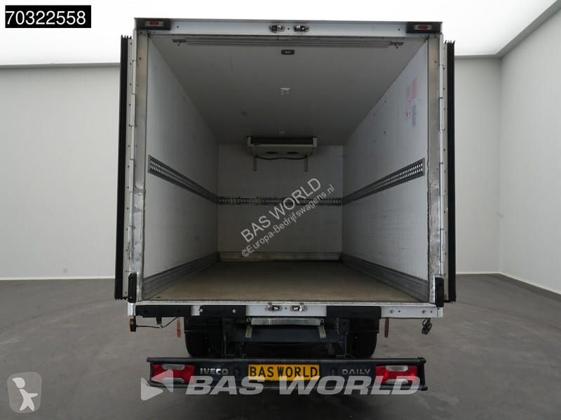 Véhicule utilitaire Iveco 70C18 3.0L Lamberet...