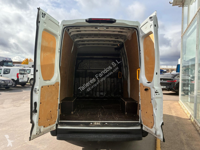 Furgoneta Iveco  35S16 V 12m3