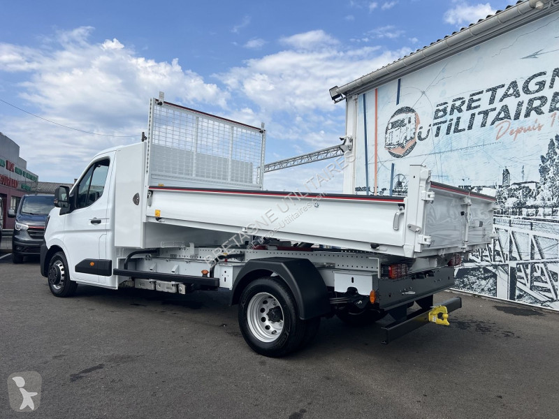 عربة نفعية Nissan INTERSTAR CCB BENNE 2 VANTAUX...