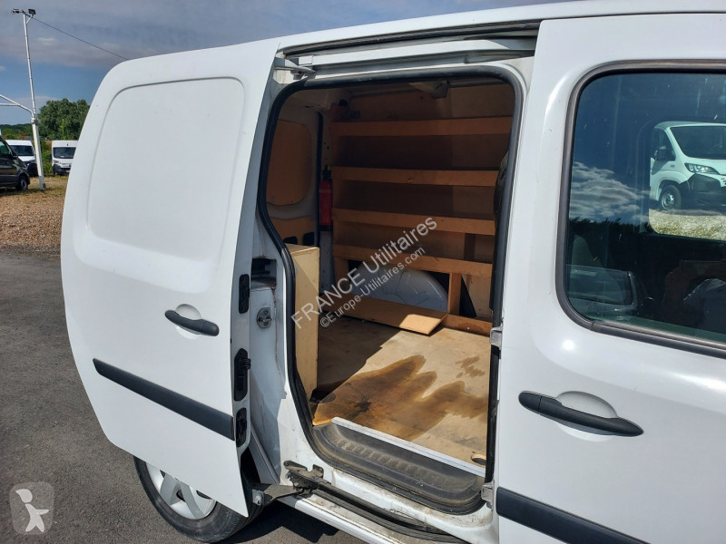 Véhicule utilitaire Renault KANGOO II EXPRESS...