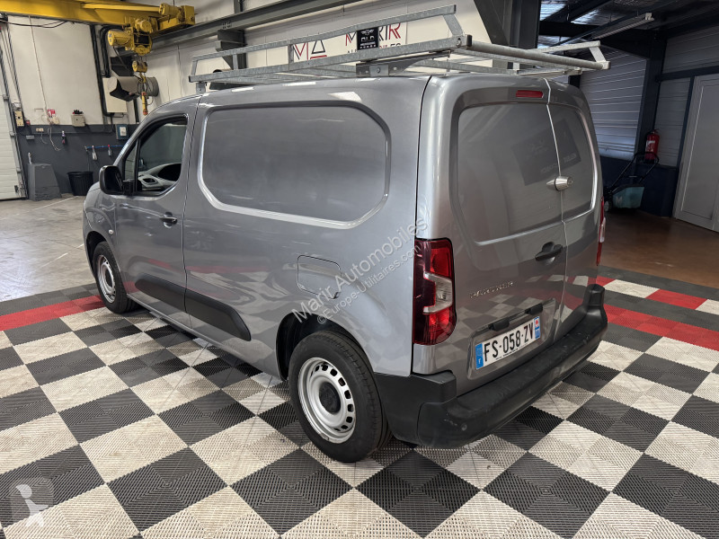 Véhicule utilitaire Peugeot PARTNER