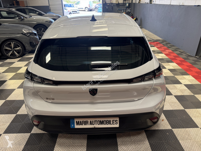 عربة نفعية Peugeot 308