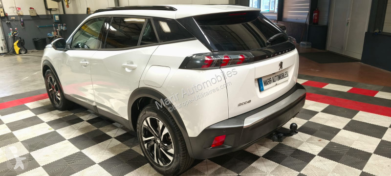 عربة نفعية Peugeot