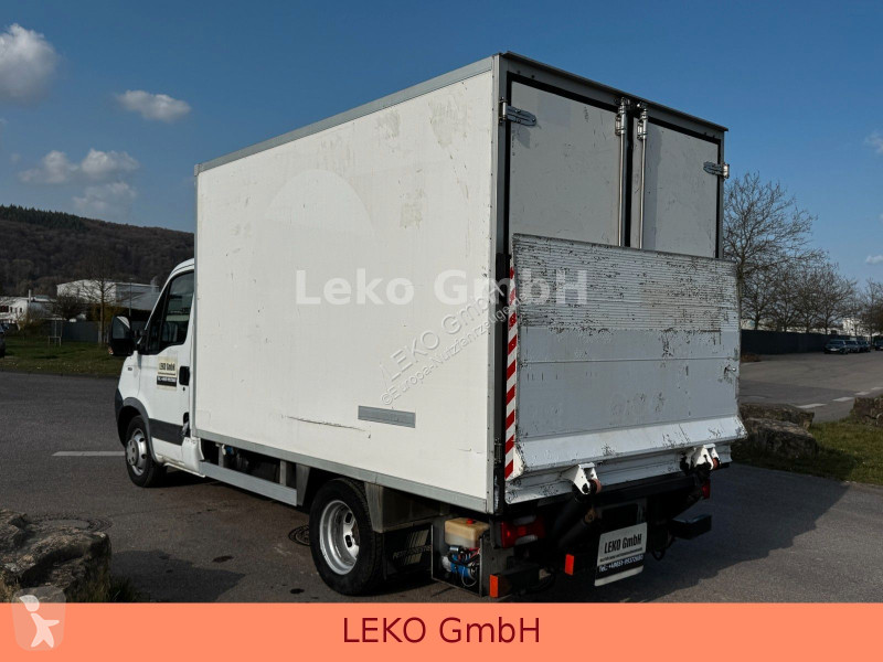Samochód dostawczy Iveco 35C13 Mit Relec Froid...