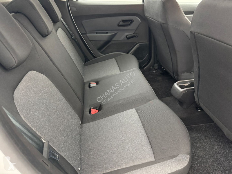 Véhicule utilitaire Dacia 1.0 TCe 90 Essentiel