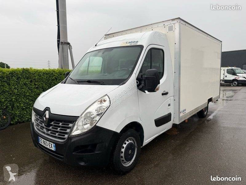 Samochód dostawczy Renault