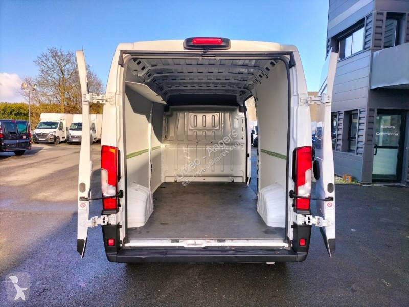 Véhicule utilitaire Opel