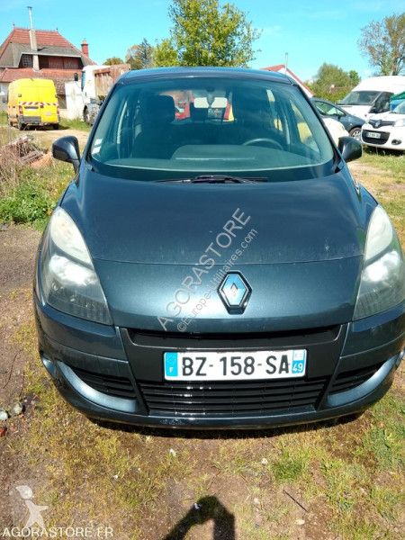 Véhicule utilitaire Renault MEGANE