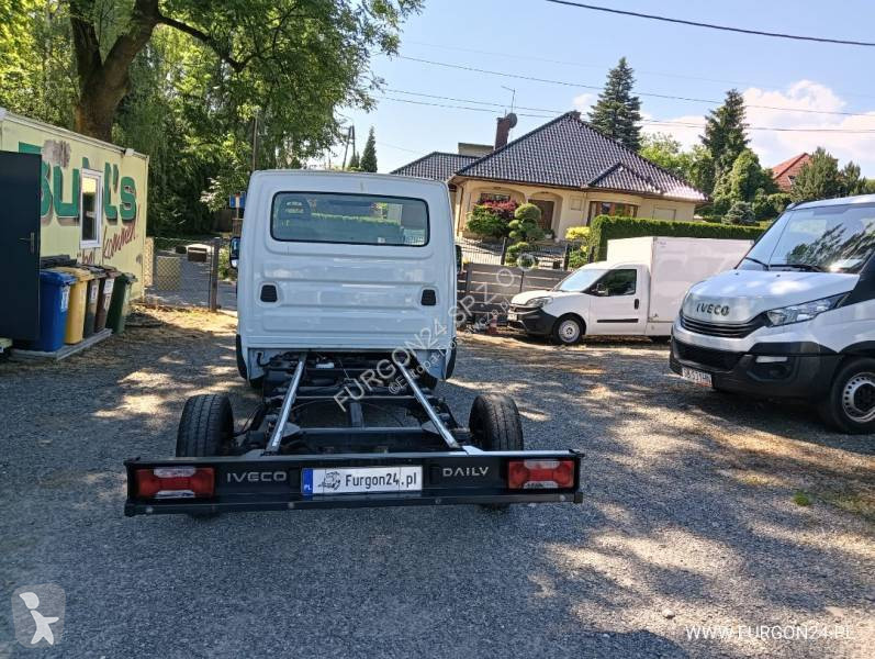 Лекотоварен автомобил Iveco