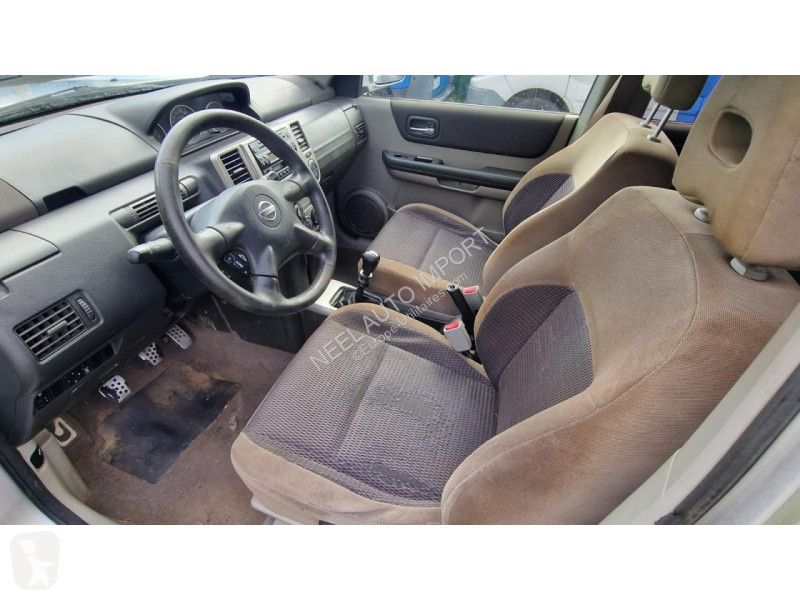 Véhicule utilitaire Nissan X-TRAIL COLUMBIA 2.2...