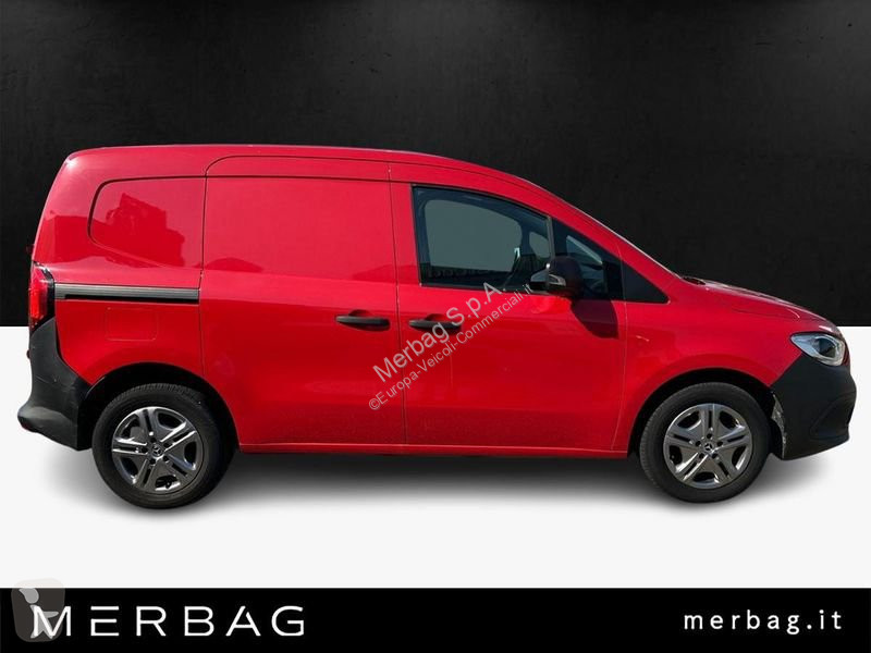 Veicolo commerciale Mercedes 112 cdi furgone Long