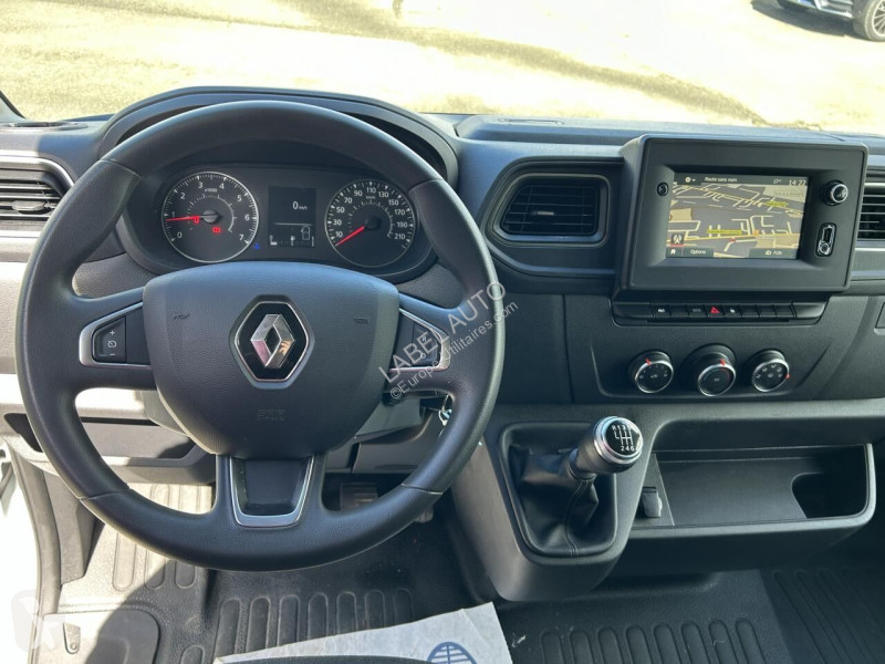 Véhicule utilitaire Renault 2.3