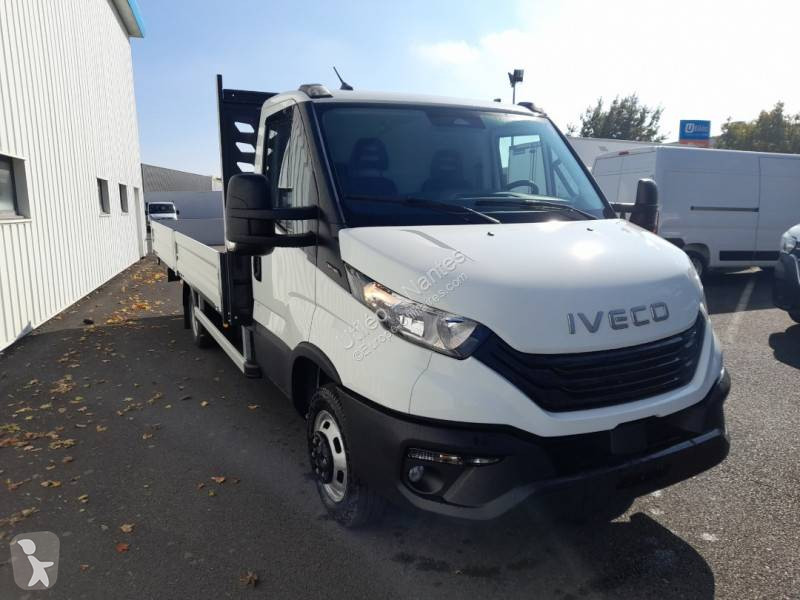 عربة نفعية Iveco
