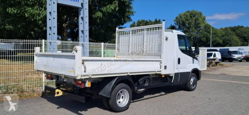 Véhicule utilitaire Iveco