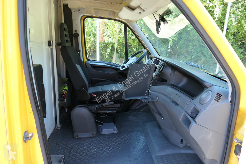 Iveco Daily 35 S11 C30C AUTOMATIK KAMERA Regale...