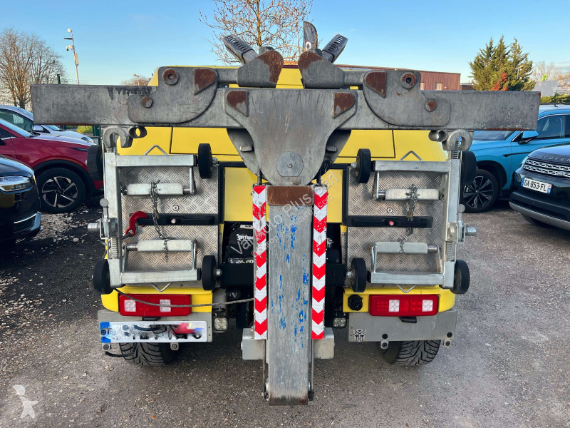 Furgoneta Isuzu