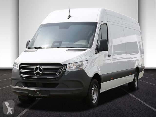 Véhicule utilitaire Mercedes Sprinter 317...