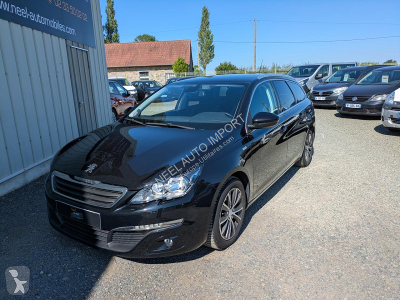 عربة نفعية Peugeot 308 SW STYLE 1.2I 110CH BVM5