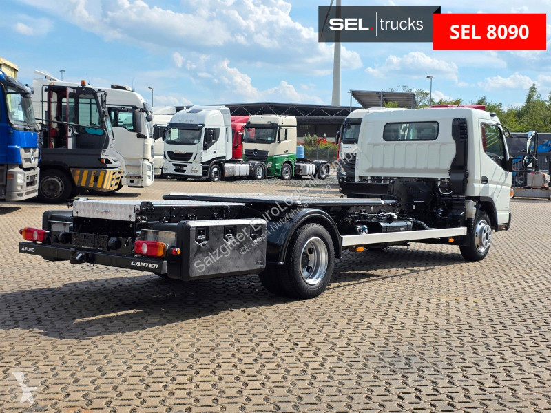 عربة نفعية Fuso 7C15