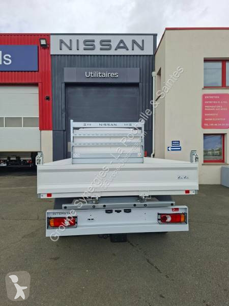 Furgoneta Nissan