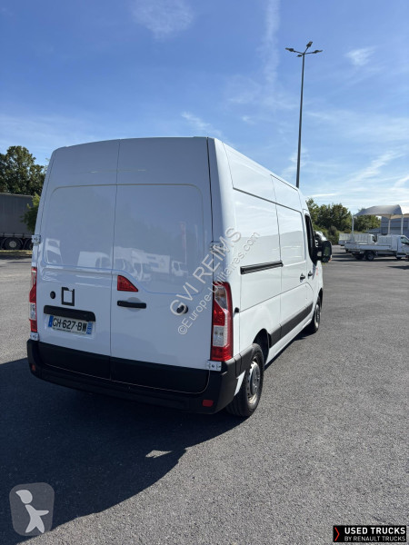 Samochód dostawczy Renault