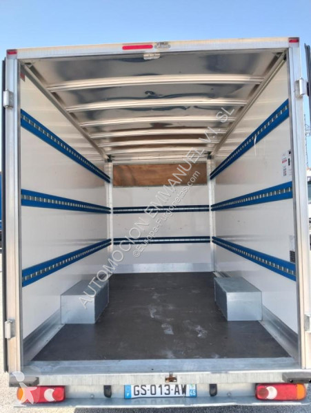Furgoneta Renault 2.3 DCI 125
