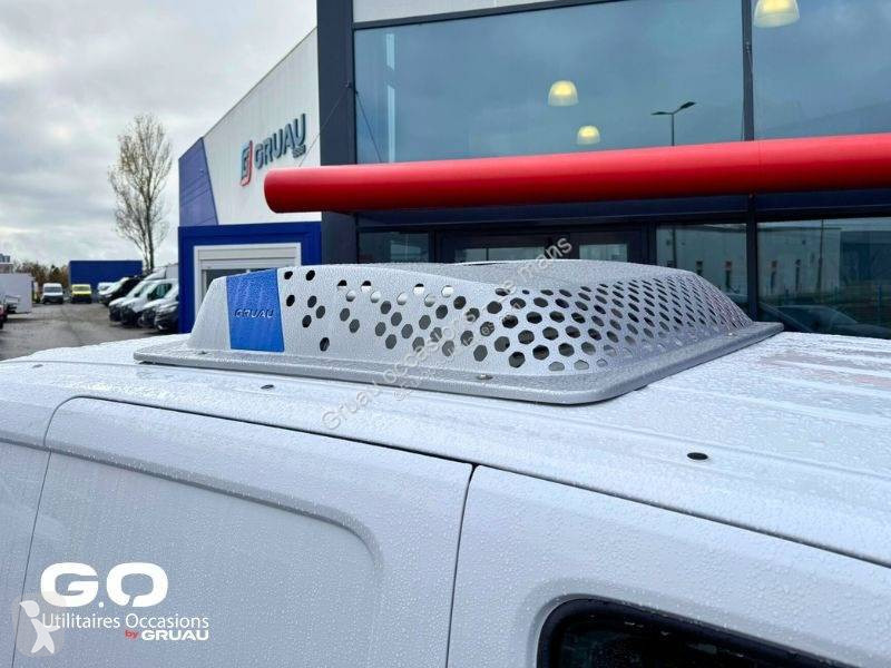 Samochód dostawczy Peugeot