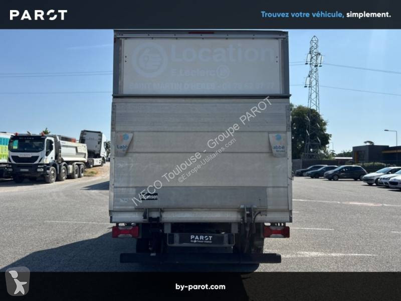 عربة نفعية Iveco